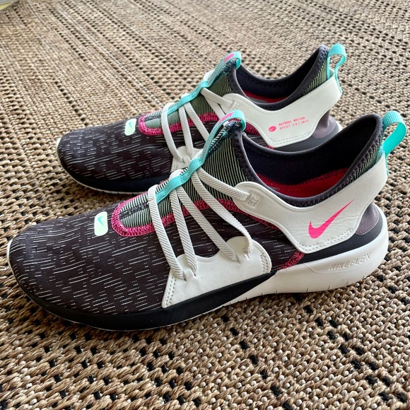 nike flex natural motion
